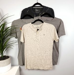 Lot of 4 Men's American Eagle Shirts Size XS